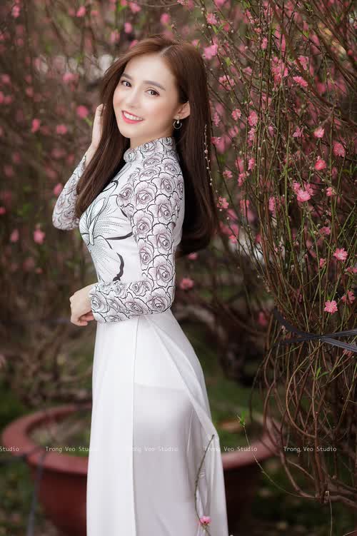 太阳能灯怎样设置晚上自动亮（太阳能灯设置一晚上亮）